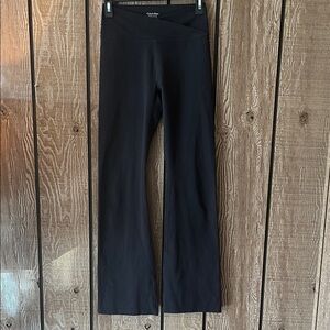Calvin Klein Women’s Black Flare Leggings Size Small